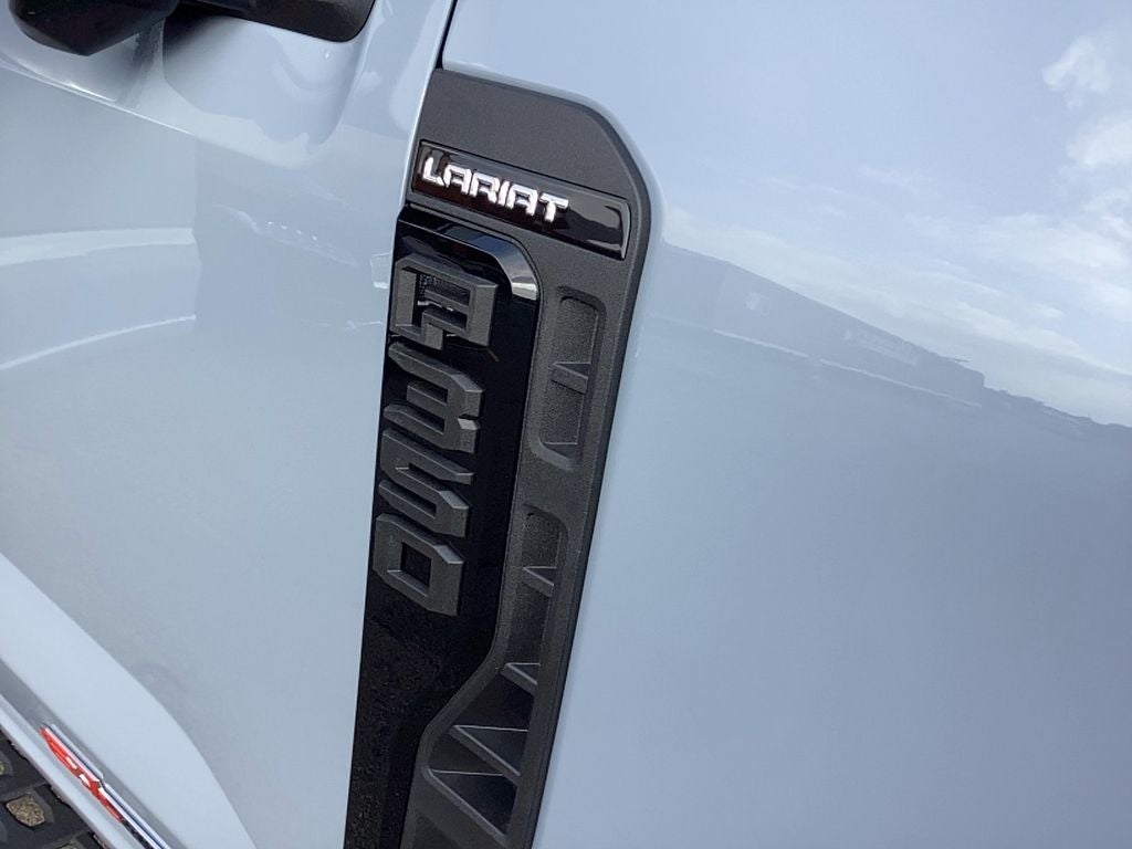 2026 Ford Super Duty F-350 SRW F-350® Lariat®