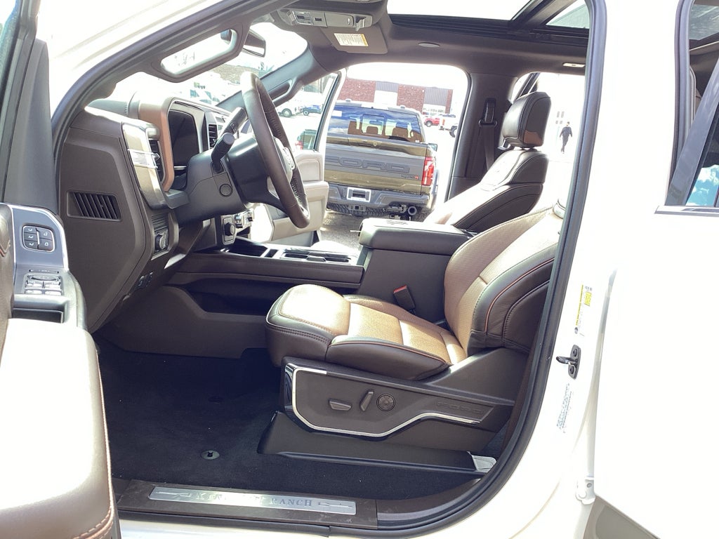 2026 Ford Super Duty F-350 SRW F-350® King Ranch®