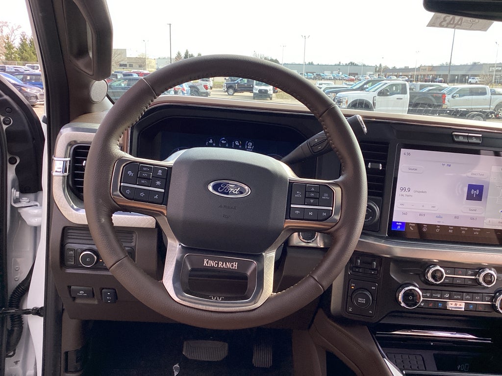 2026 Ford Super Duty F-350 SRW F-350® King Ranch®