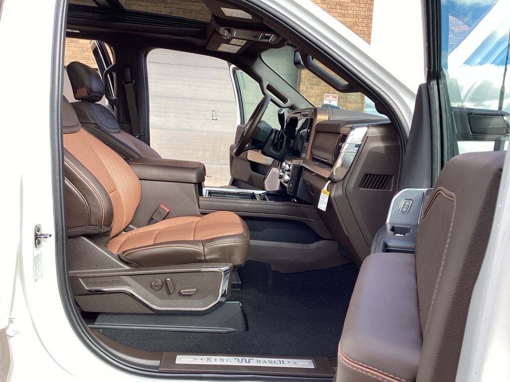 2026 Ford Super Duty F-350 SRW F-350® King Ranch®