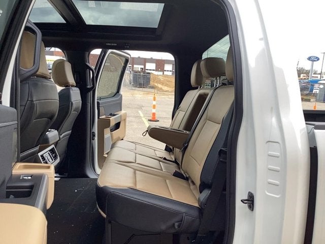 2025 Ford Super Duty F-350 SRW F-350® Lariat®