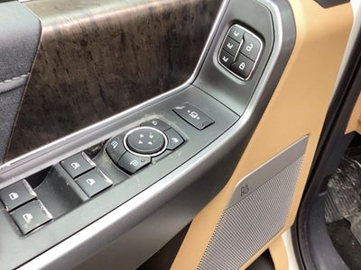 2025 Ford Super Duty F-350 SRW F-350® Lariat®