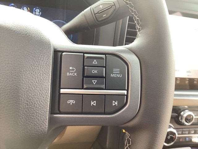 2025 Ford Super Duty F-350 SRW F-350® Lariat®