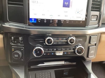 2025 Ford Super Duty F-350 SRW F-350® Lariat®