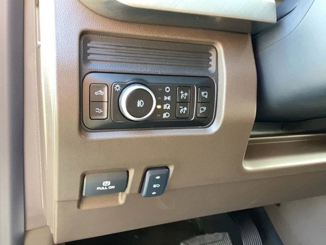 2026 Ford Super Duty F-350 SRW F-350® King Ranch®