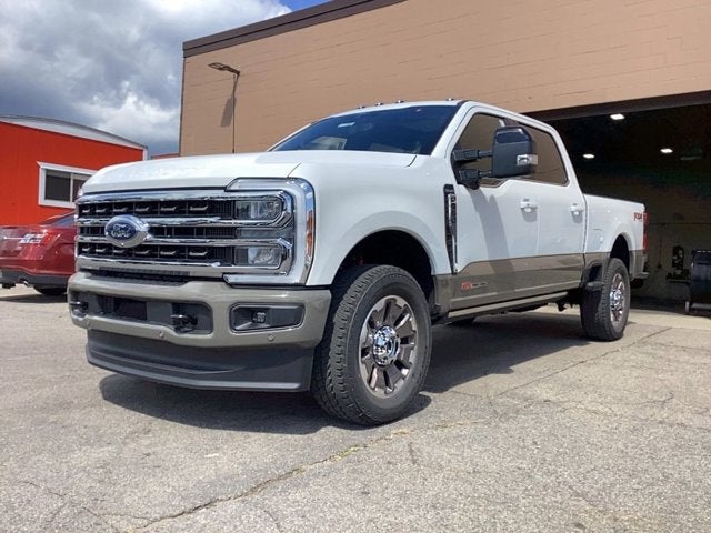 2026 Ford Super Duty F-350 SRW F-350® King Ranch®