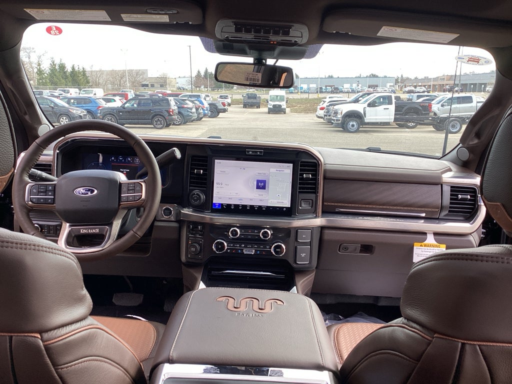 2026 Ford Super Duty F-350 SRW F-350® King Ranch®