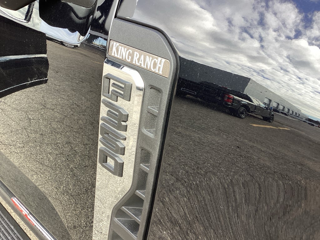 2026 Ford Super Duty F-350 SRW F-350® King Ranch®