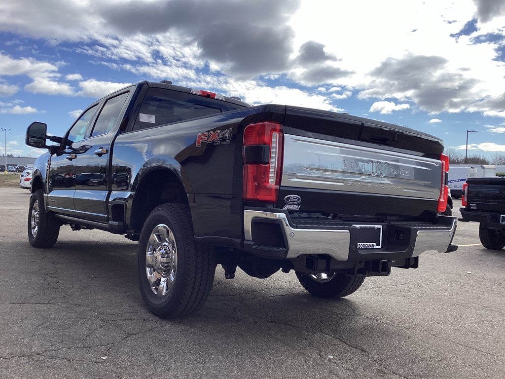 2026 Ford Super Duty F-350 SRW F-350® King Ranch®