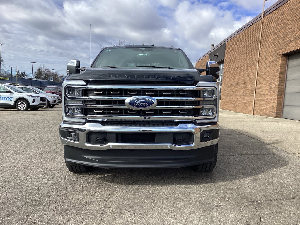 2026 Ford Super Duty F-350 SRW F-350® King Ranch®
