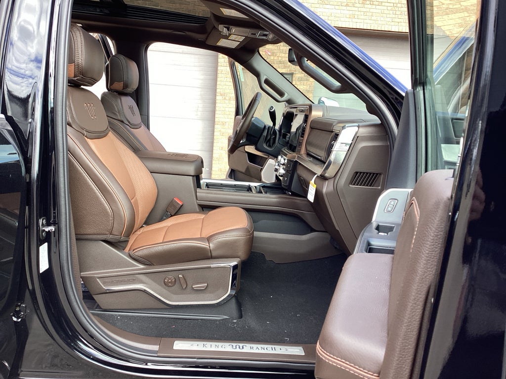 2026 Ford Super Duty F-350 SRW F-350® King Ranch®