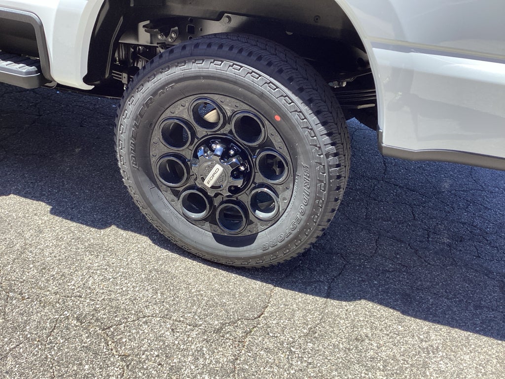 2026 Ford Super Duty F-350 SRW F-350® Lariat®