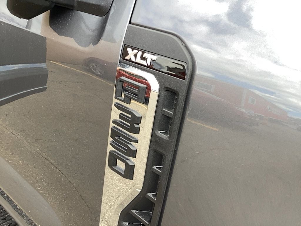 2026 Ford Super Duty F-350 SRW F-350® XLT