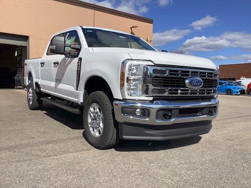 2026 Ford Super Duty F-350 SRW F-350® XLT