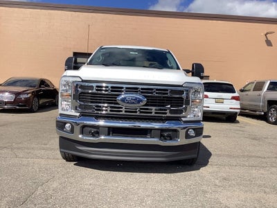 2026 Ford Super Duty F-350 SRW F-350® XLT