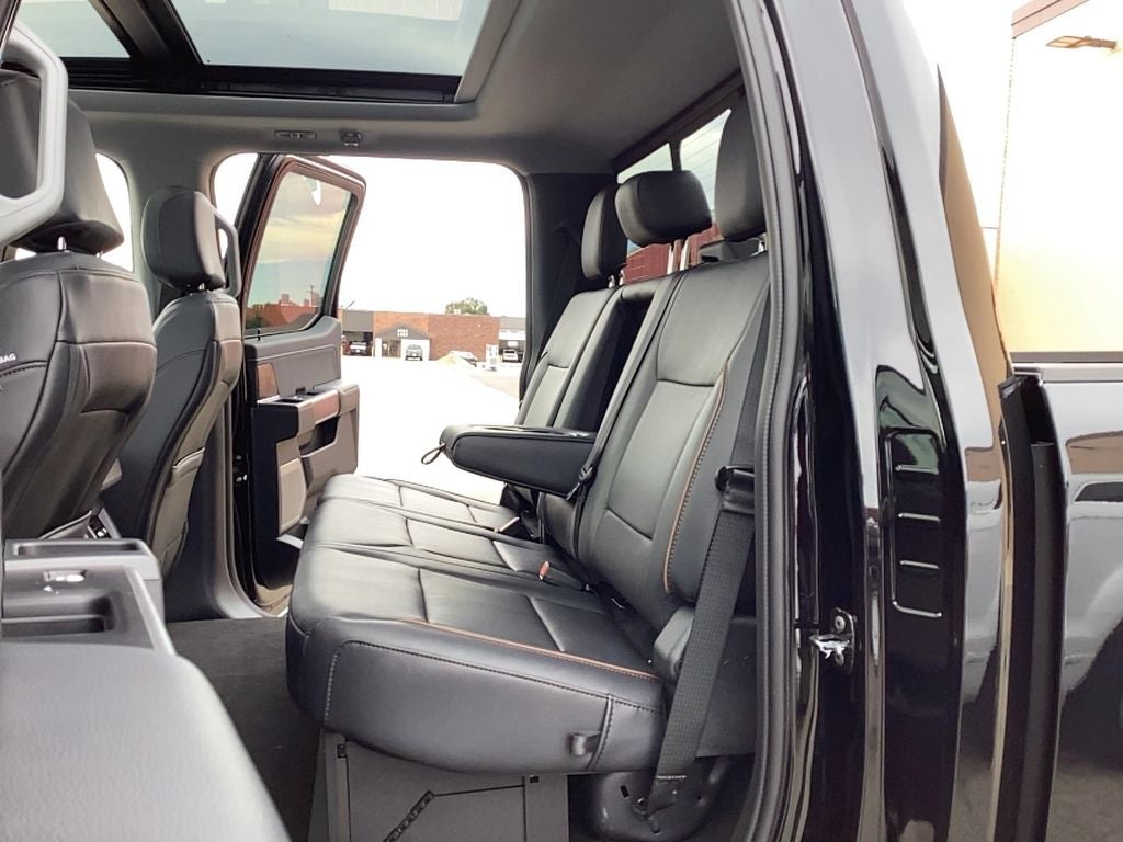 2026 Ford Super Duty F-350 SRW F-350® Lariat®