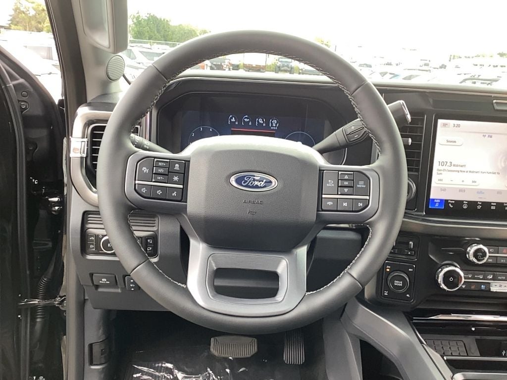 2026 Ford Super Duty F-350 SRW F-350® Lariat®