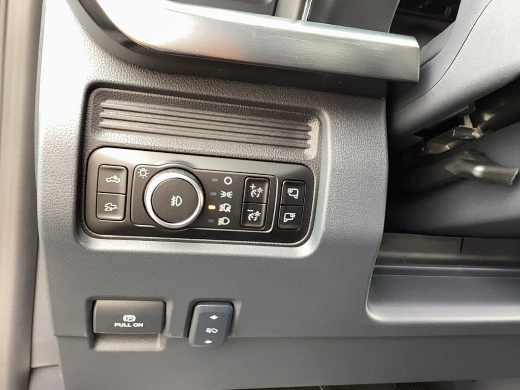 2026 Ford Super Duty F-350 SRW F-350® Lariat®