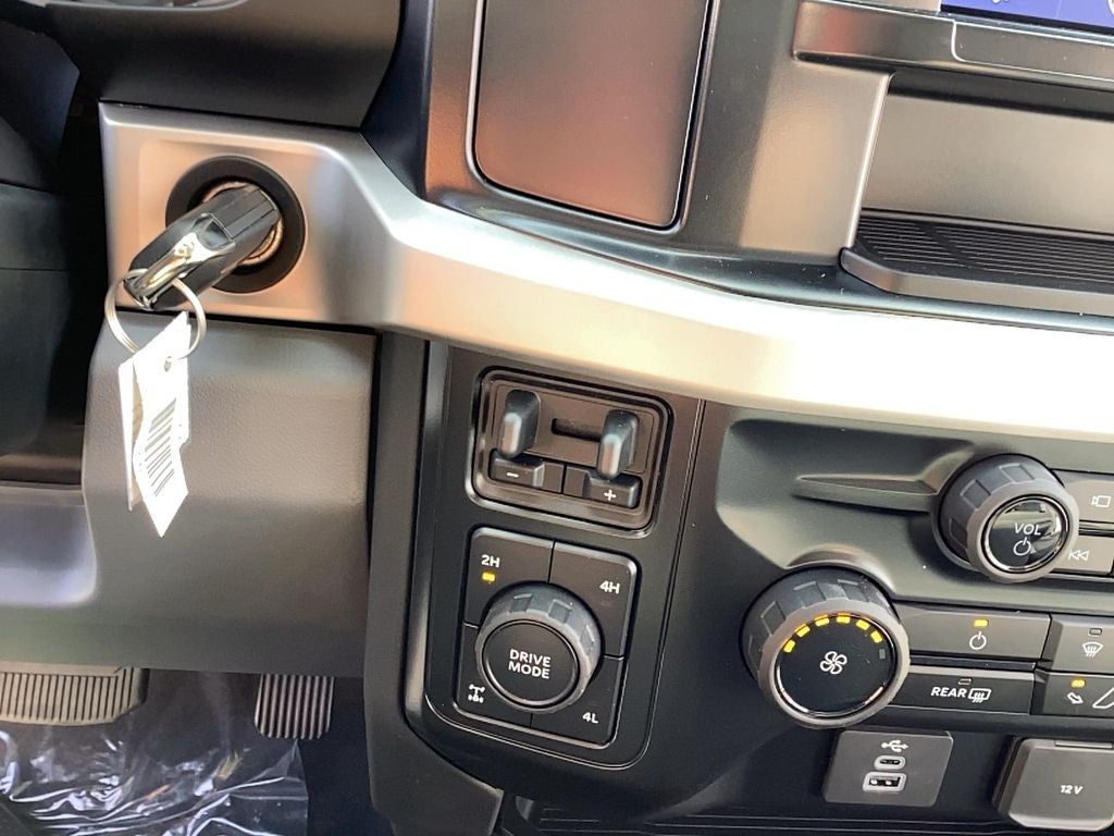 2026 Ford Super Duty F-350 SRW F-350® XL