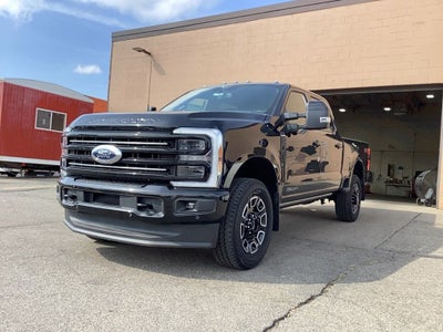 2025 Ford Super Duty F-350 SRW F-350® Platinum®