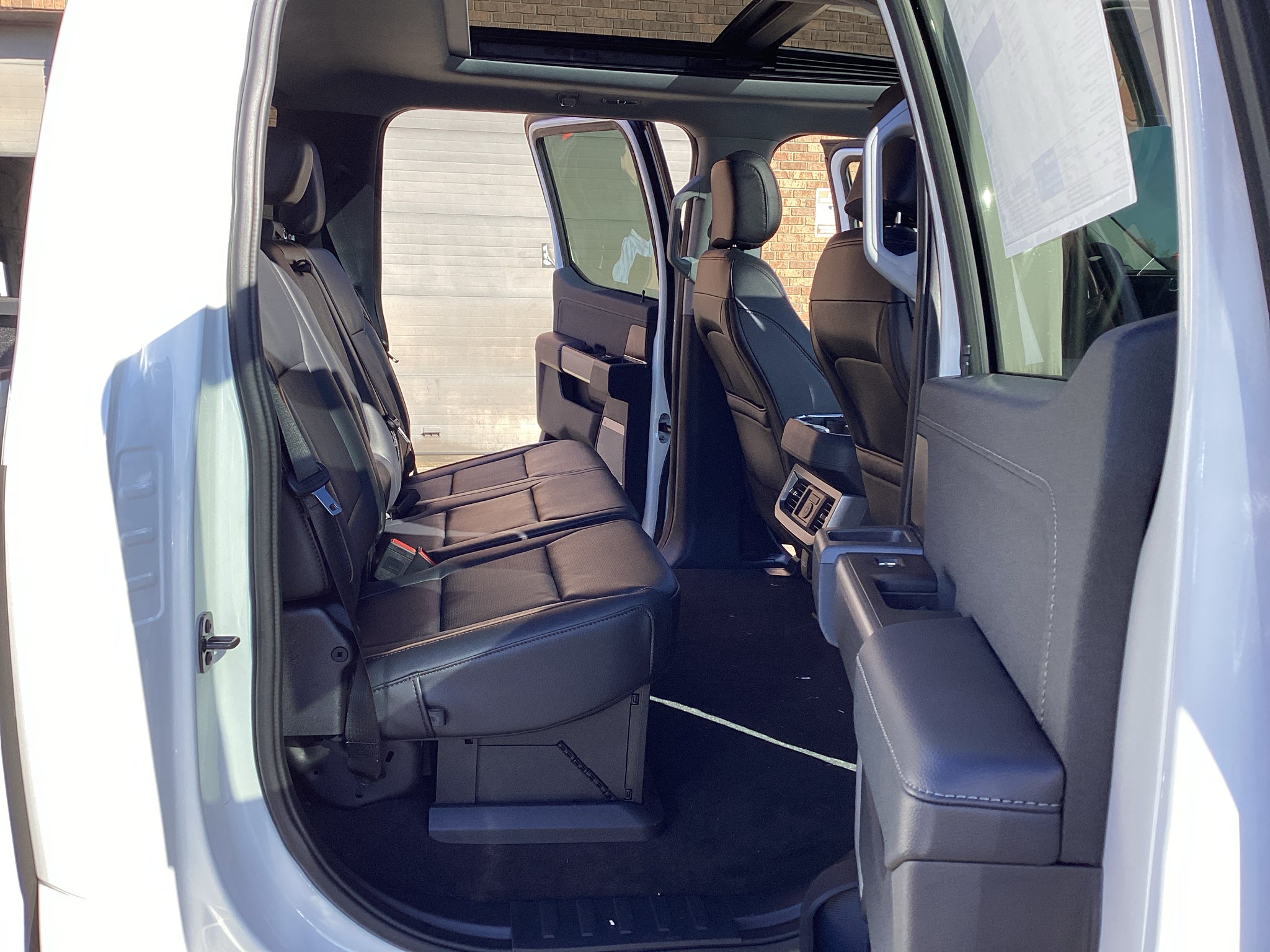 2026 Ford Super Duty F-350 SRW F-350® Lariat®