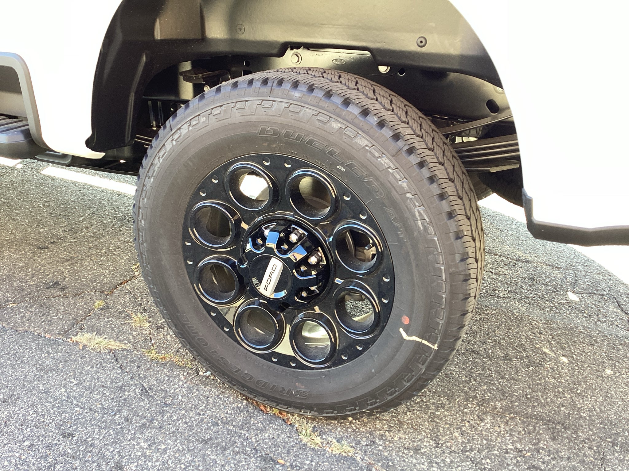 2026 Ford Super Duty F-350 SRW F-350® Lariat®