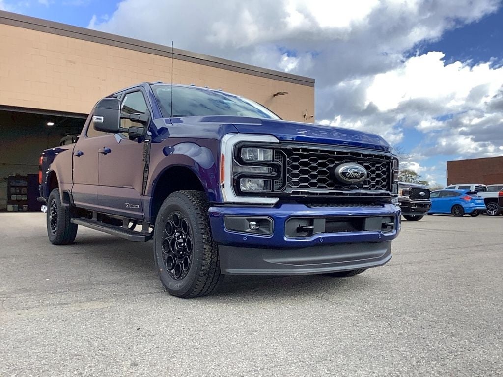 2026 Ford Super Duty F-350 SRW F-350® Lariat®