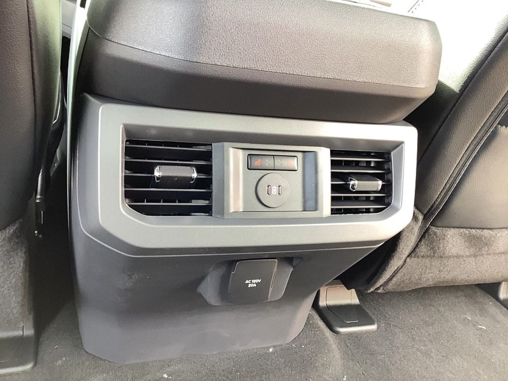 2026 Ford Super Duty F-350 SRW F-350® Lariat®