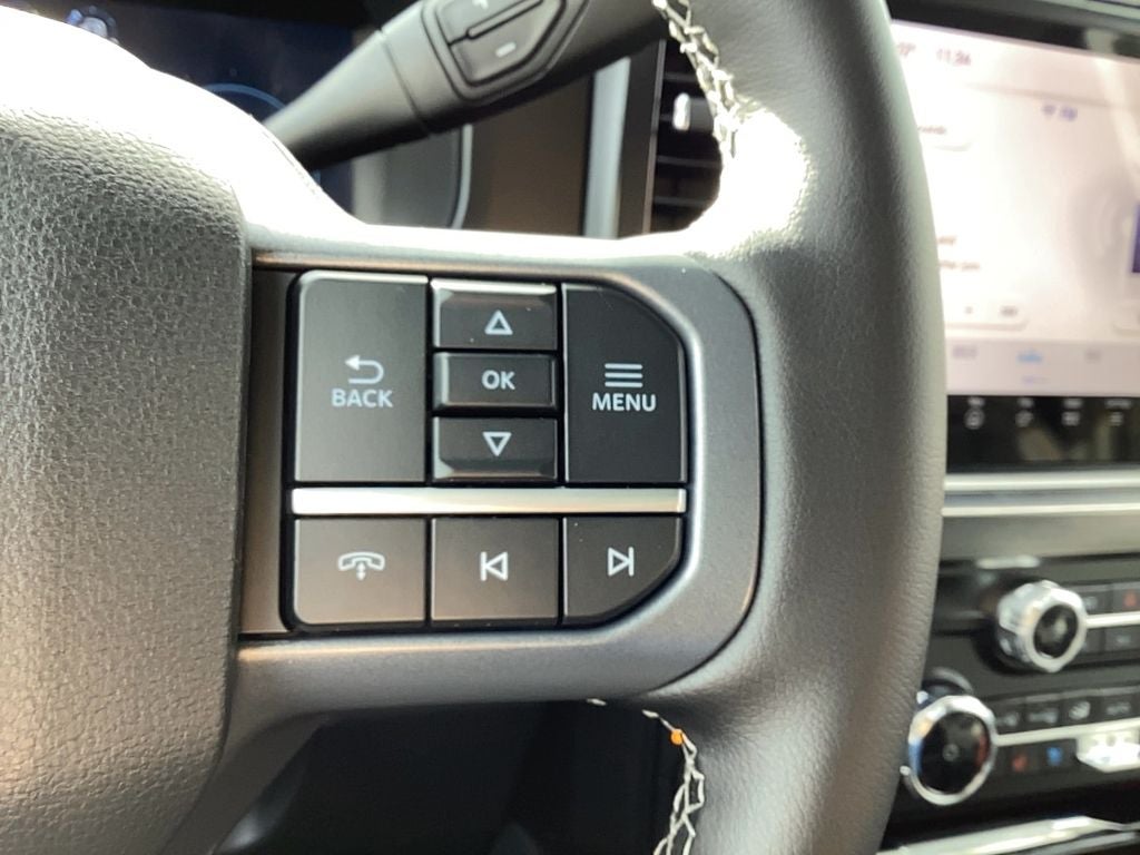 2026 Ford Super Duty F-350 SRW F-350® Lariat®