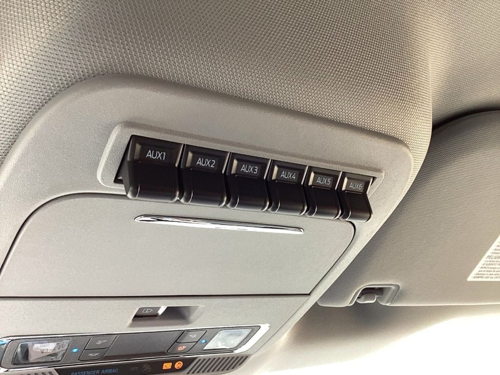 2026 Ford Super Duty F-350 SRW F-350® Lariat®