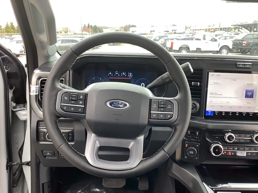 2025 Ford Super Duty F-350 SRW F-350® Lariat®