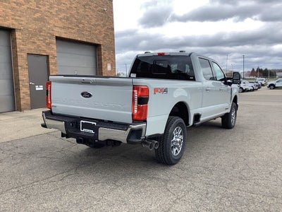 2025 Ford Super Duty F-350 SRW F-350® Lariat®