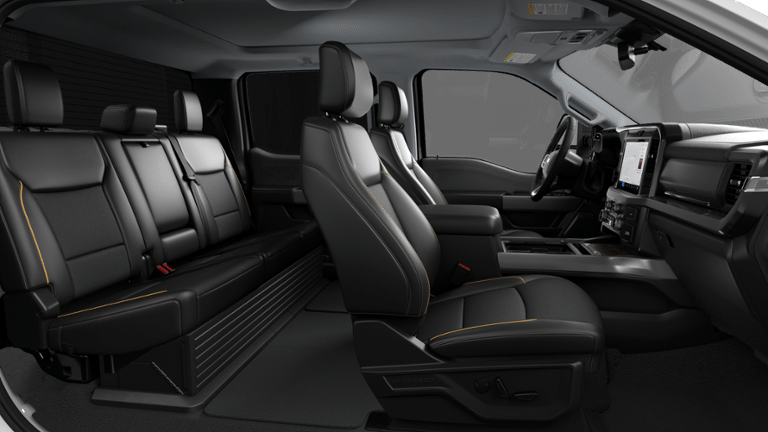 2027 Ford Super Duty F-450 DRW F-450® Lariat®