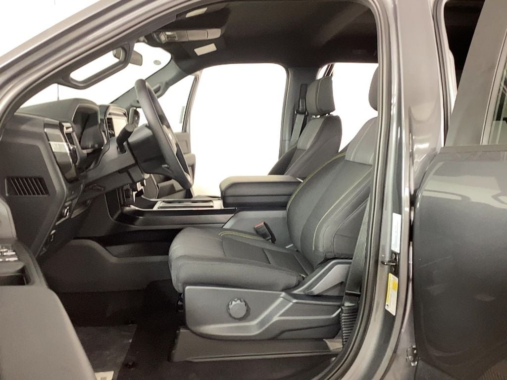 2025 Ford F-150 STX®