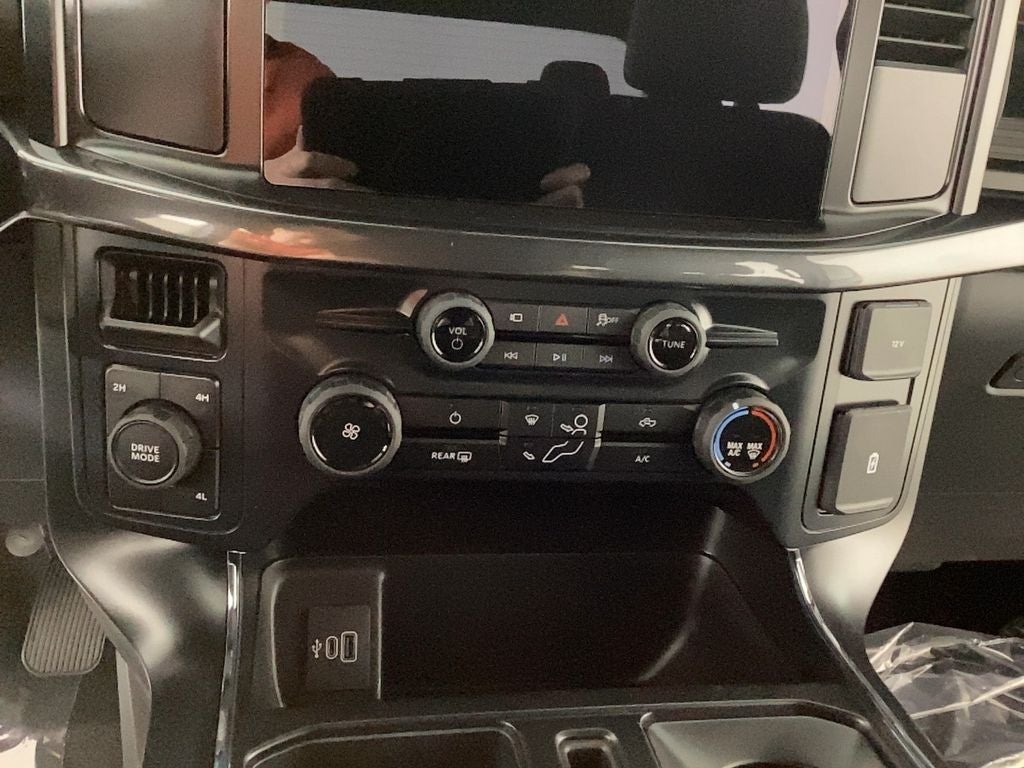 2025 Ford F-150 STX®