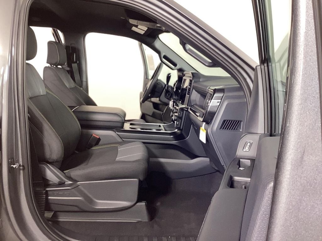 2025 Ford F-150 STX®