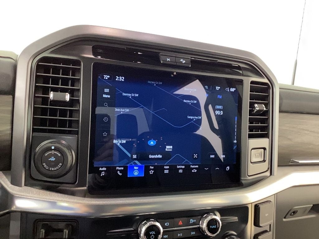 2025 Ford F-150 Lariat®