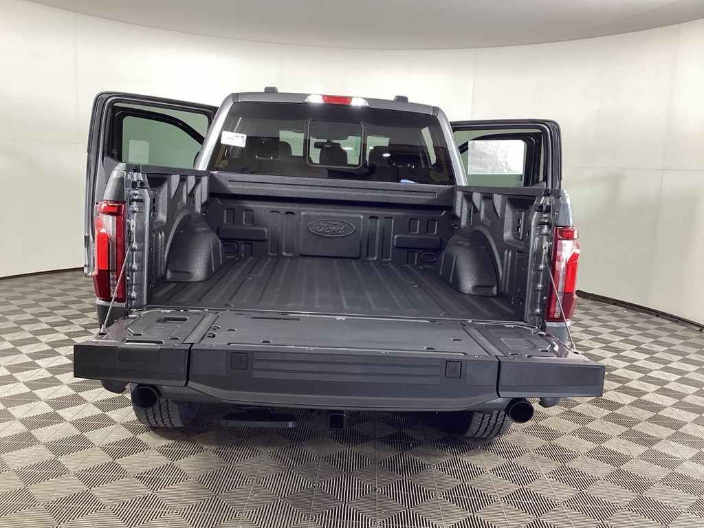 2026 Ford F-150 4X4 CREW LARIAT