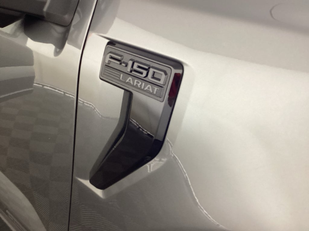 2026 Ford F-150 4X4 CREW LARIAT