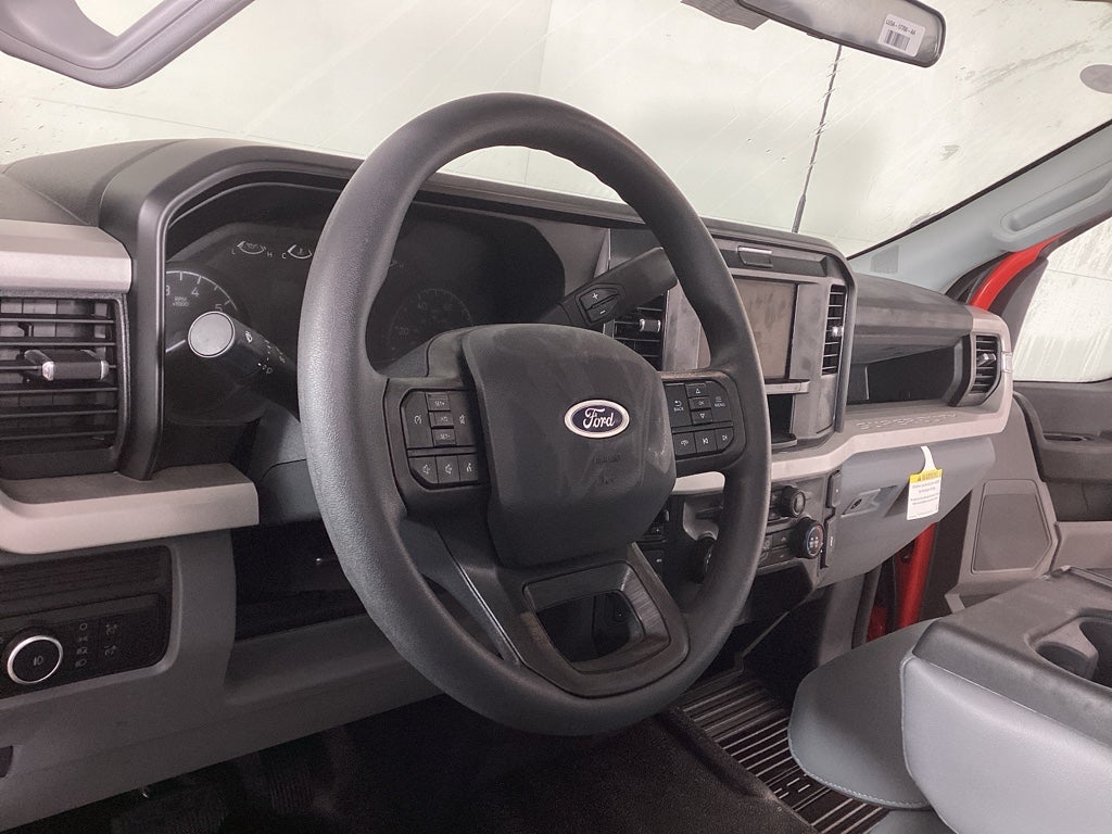 2026 Ford Super Duty F-350 SRW F-350® XL