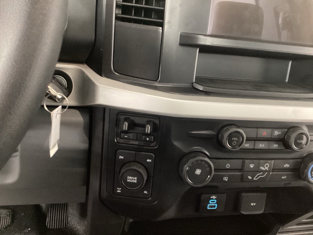 2026 Ford Super Duty F-350 SRW F-350® XL