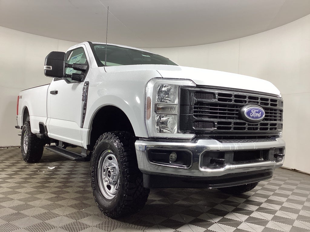 2026 Ford Super Duty F-350 SRW F-350® XL