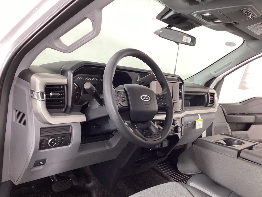 2026 Ford Super Duty F-350 SRW F-350® XL