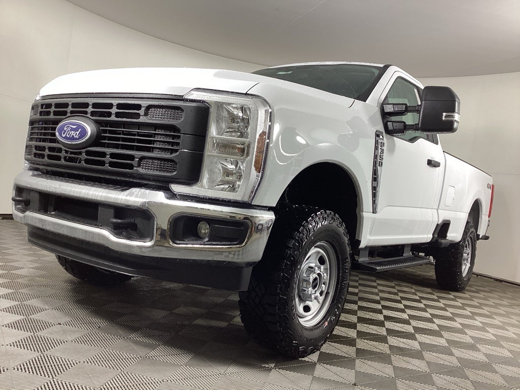2026 Ford Super Duty F-350 SRW F-350® XL