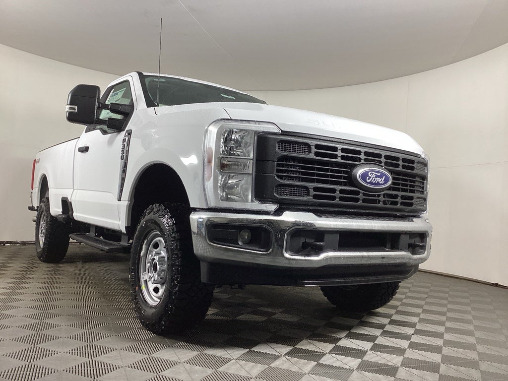 2026 Ford Super Duty F-350 SRW F-350® XL