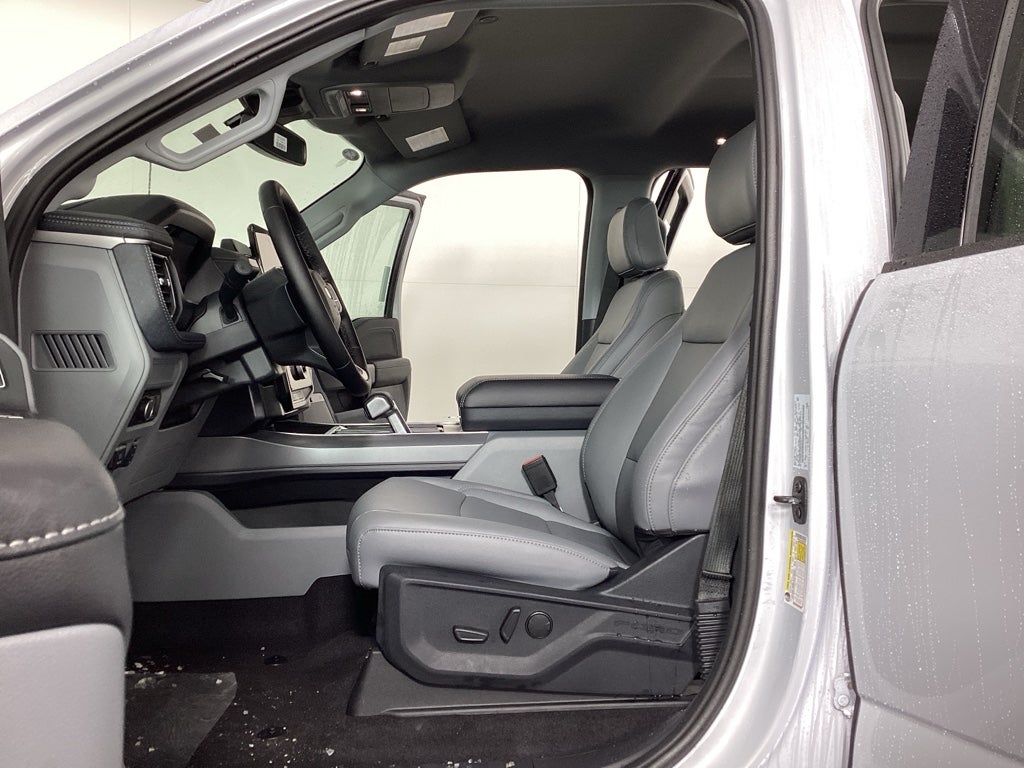 2025 Ford F-150 Lightning Flash™