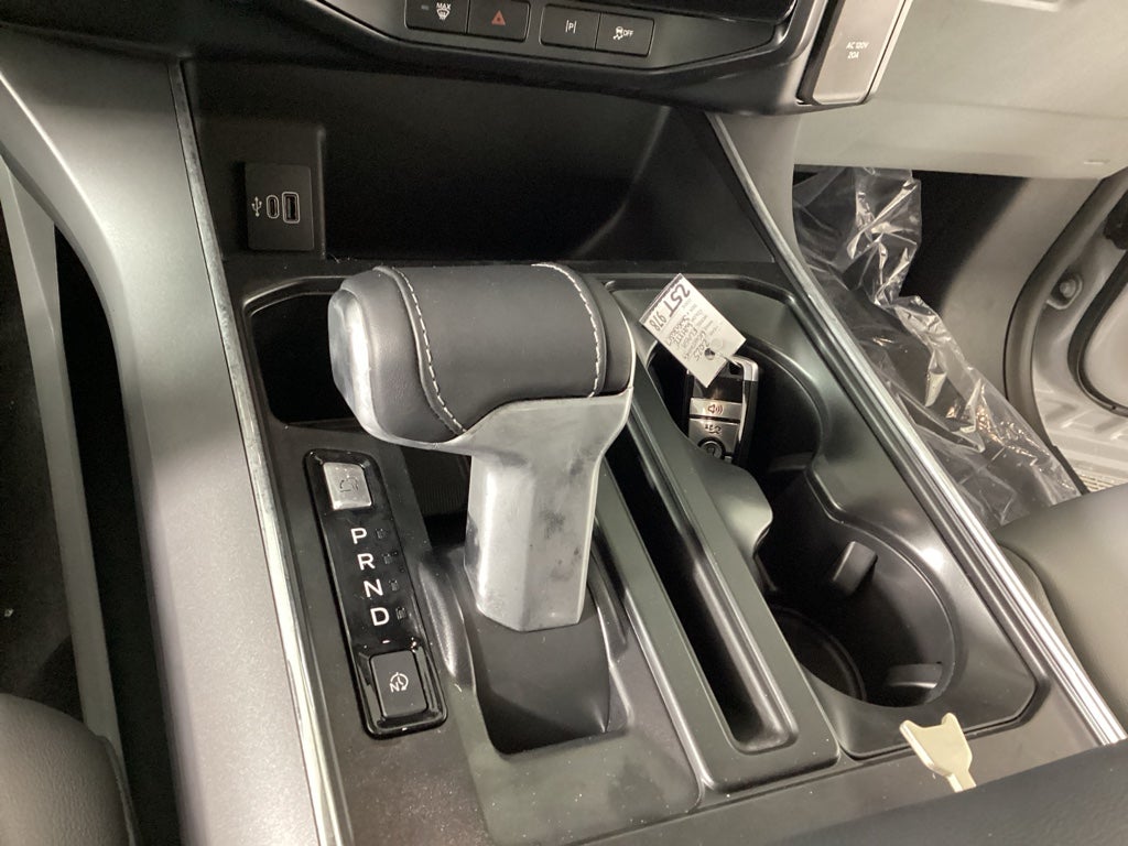 2025 Ford F-150 Lightning Flash™