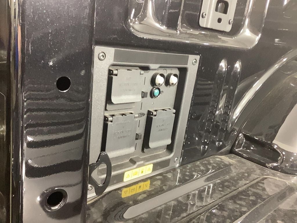 2025 Ford F-150 Lightning Flash™