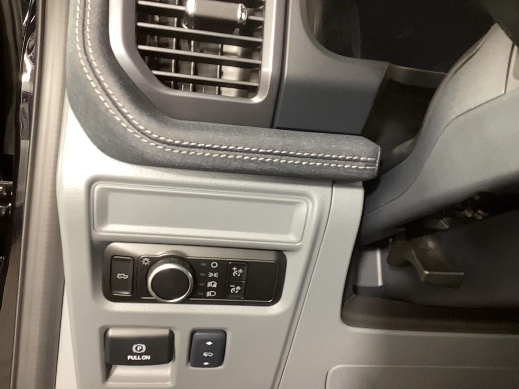 2025 Ford F-150 Lightning Flash™