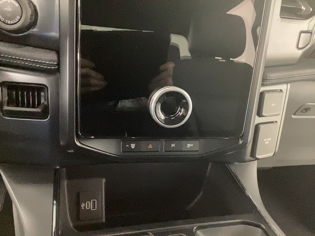 2025 Ford F-150 Lightning Flash™